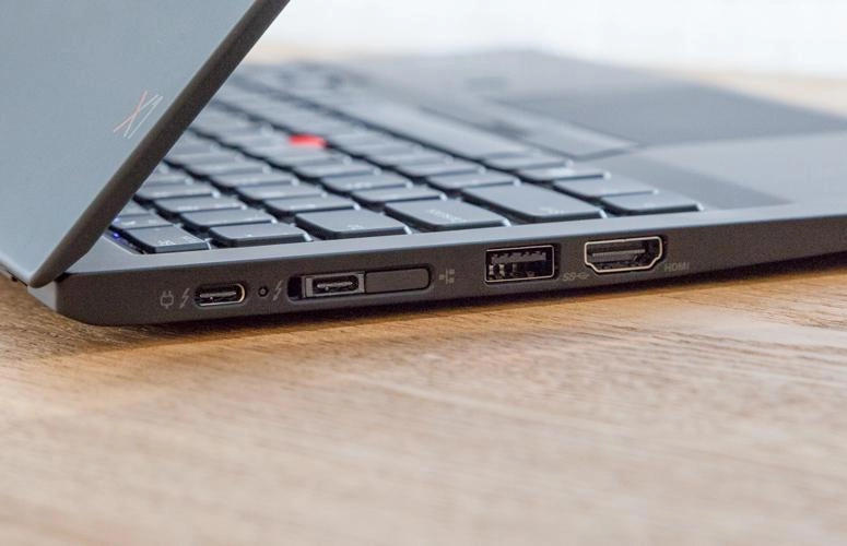 Thế Giới Số 365 | Laptop Lenovo Thinkpad X1 Carbon Gen 6 Core i7 8550U/ Ram 16GB /SSD 256GB 14 inch FHD