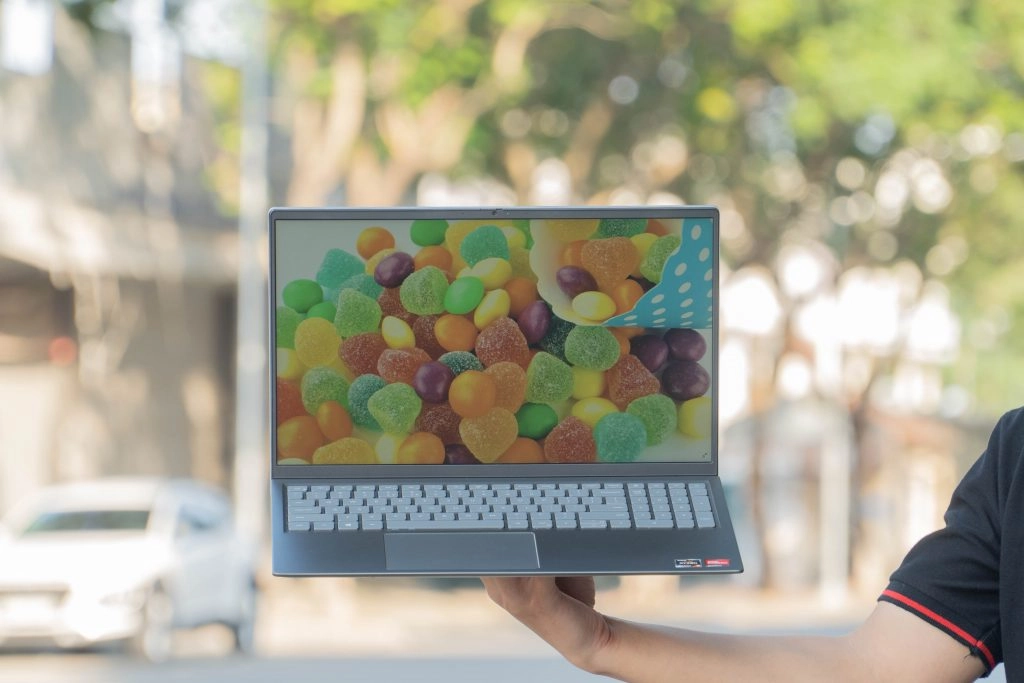 Thế Giới Số 365 | [Mới 100%] Dell Inspirion 5515 Ryzen R5-5500U, RAM 8G, SSD 256G NVMe, VGA AMD Vega 7, màn 15.6 inh Full HD