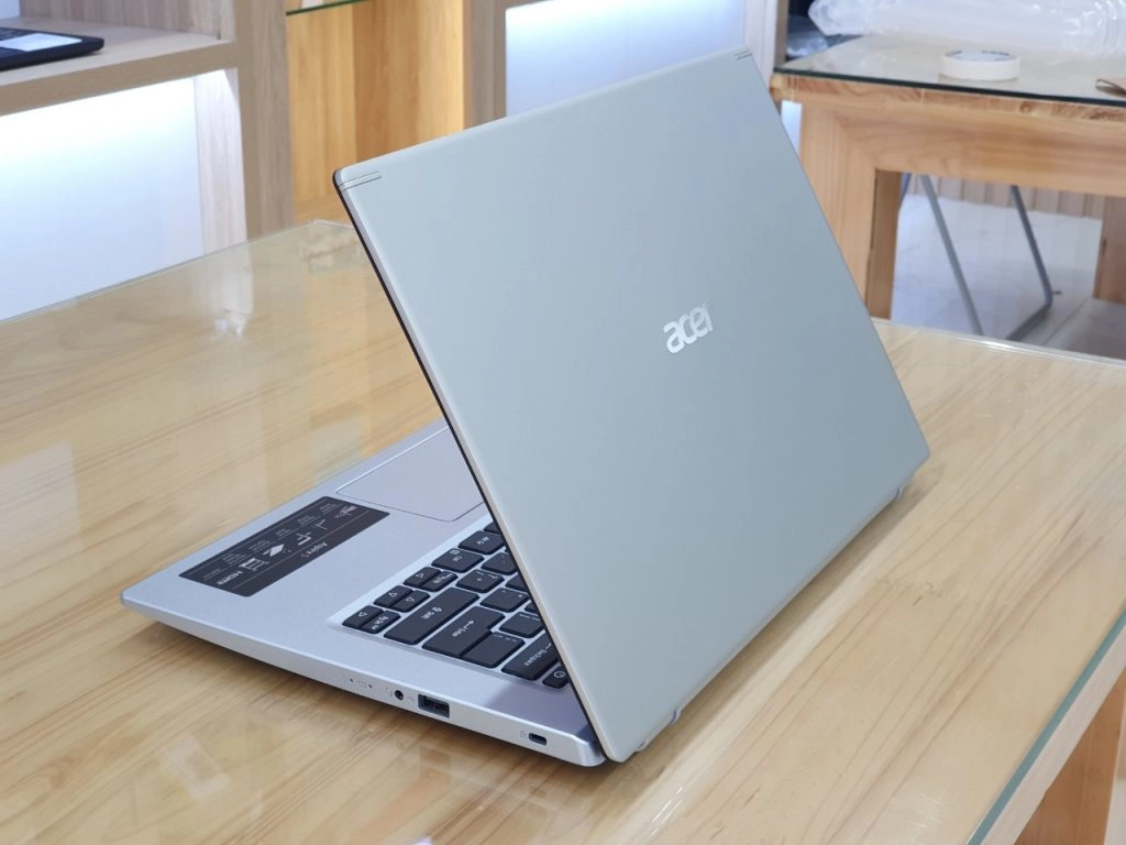 Thế Giới Số 365 | Top 5 Laptop New 100% dưới 15 triệu gọn nhẹ dành cho sinh viên - nhân viên văn phòng
