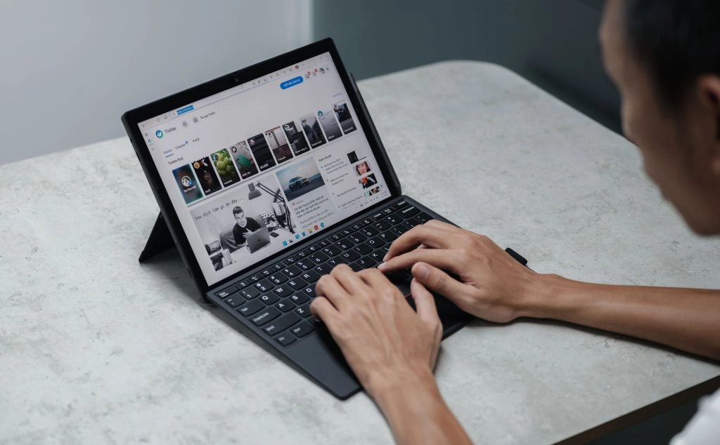 Thế Giới Số 365 | [Mới 100%] Lenovo ThinkPad Detachable X12 12.3" i7-1160G7/16GB / 512G SSD/kèm Bút + Phím