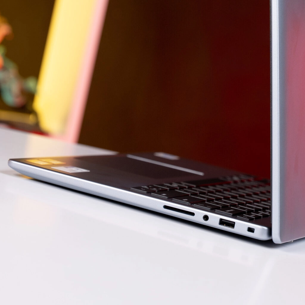 Thế Giới Số 365 | [New 100%] Dell Inspiron 14 5445 (Ryzen 7-8840HS, 16GB, 512GB, 14 FHD)