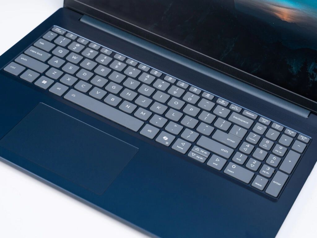 Thế Giới Số 365 | [New 100%] Lenovo IdeaPad Slim 3 2025 (Xiaoxin 16c APH10) (Ryzen 7-8745HS, 16GB, 512GB, AMD 780M, 16 FHD+)