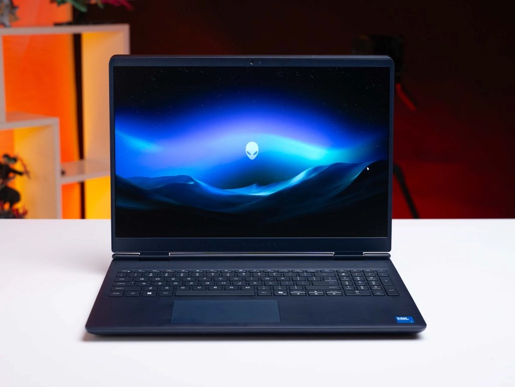 Thế Giới Số 365 | [New 100%] Alienware 16 Aurora 2025 (Core 7 240H, 32GB, 1TB, RTX 5060 8GB, 16 2K+ 120Hz)