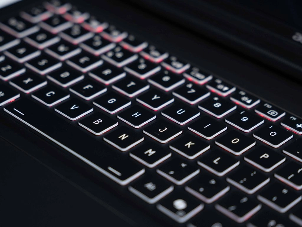 Thế Giới Số 365 | [New 100%] Acer Shadow Knight SH16-71-5G61 (Core i5-14450HX, 16GB, 1TB, RTX 4070 8GB, 16 2K+ IPS 165Hz)