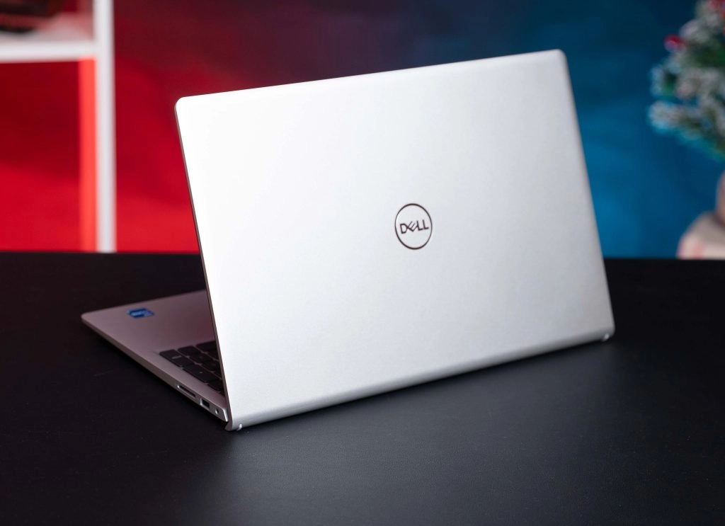 Thế Giới Số 365 | [New 100%] Dell 15 DC15250 71092480 (Core i7 1355U, 16GB, 512GB, 15.6 FHD 120Hz)