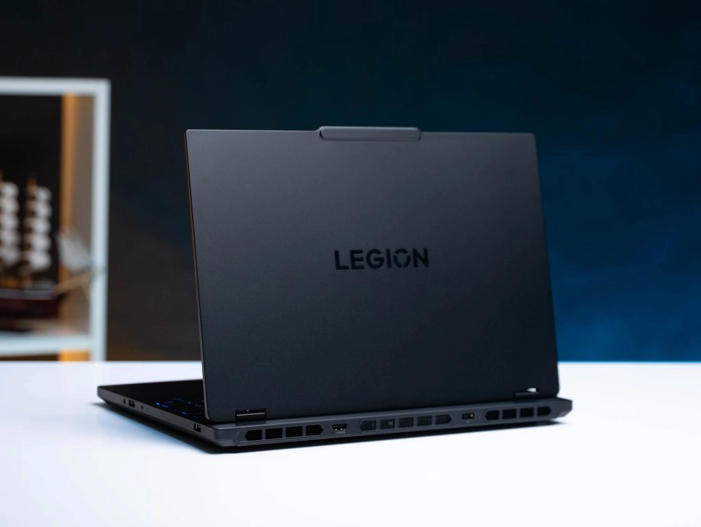 Thế Giới Số 365 | [New 100%] Lenovo Legion 5 15IRX10 83LY00HQVN (Core i7 13650HX, 16GB, 512GB, RTX 5060 8GB, 15.3 FHD+ 165Hz)
