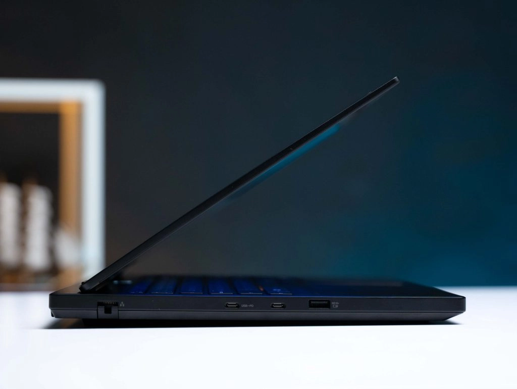 Thế Giới Số 365 | [New 100%] Lenovo Legion 5 15IRX10 83LY00HQVN (Core i7 13650HX, 16GB, 512GB, RTX 5060 8GB, 15.3 FHD+ 165Hz)