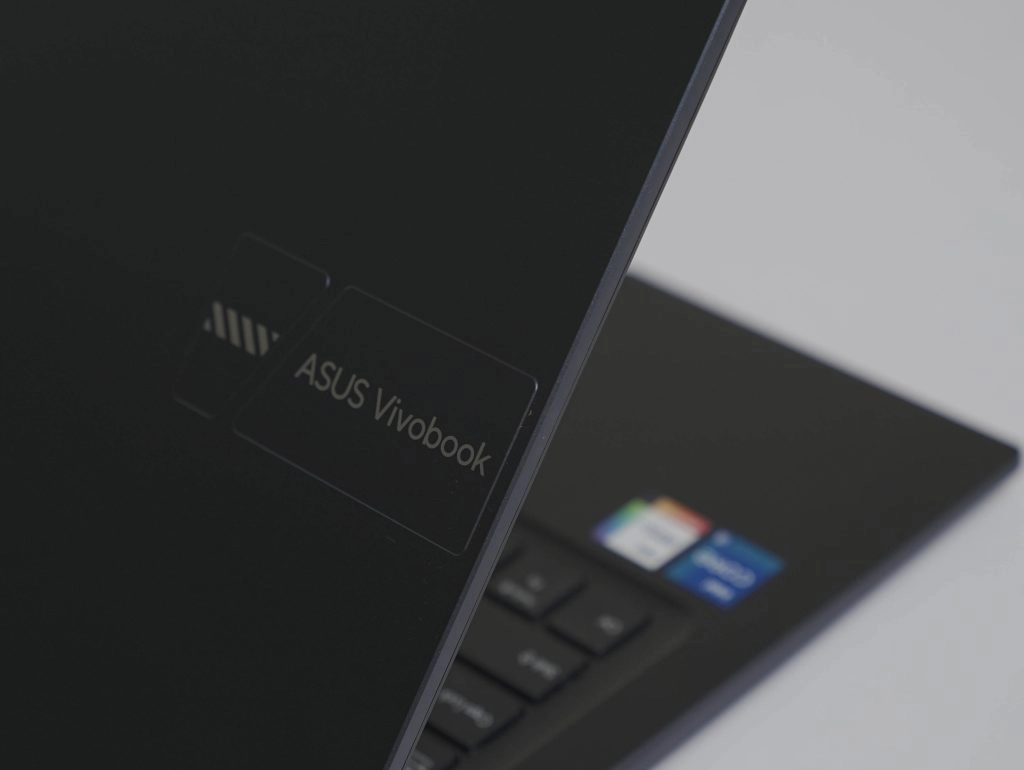 Laptop chính hãng giá tốt | Gaming, văn phòng, đồ họa – Thế Giới Số 365 [New Full VAT] Asus Vivobook 14 X1404VAP-V14.C58256 (Core 5 120U, 8GB, 256GB, 14.0 FHD)