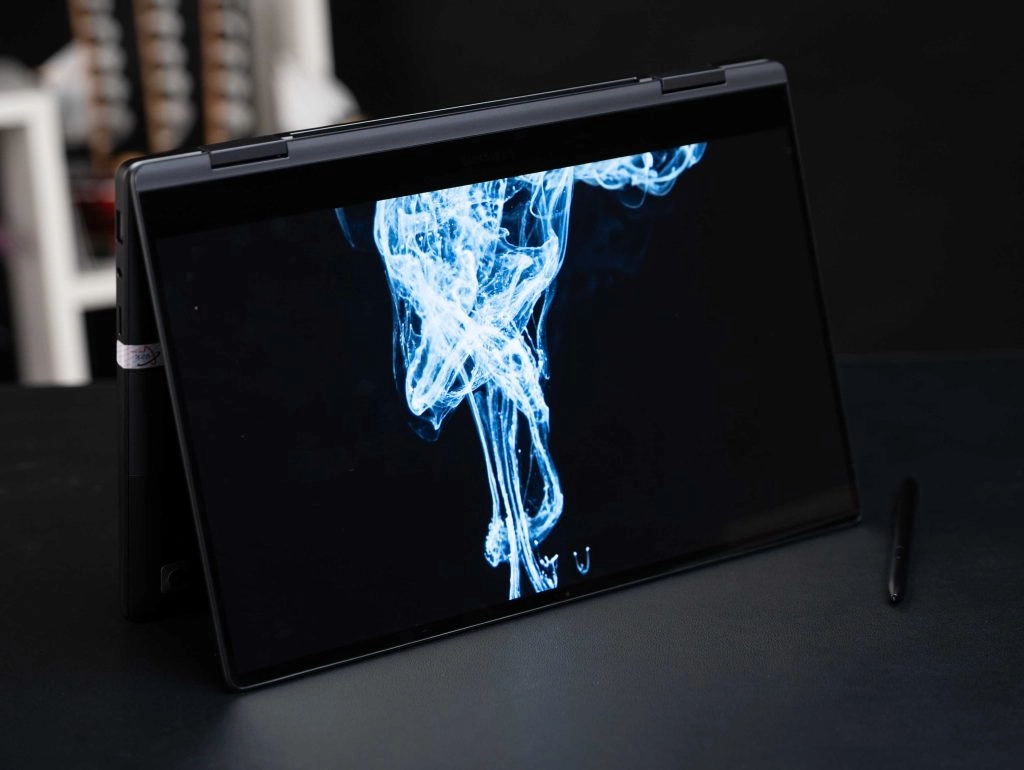 Thế Giới Số 365 | [New Outlet] Samsung Galaxy Book 3 360 13 (Core i7-1360P, 16GB, 512GB, 13.3 FHD AMOLED Touch)
