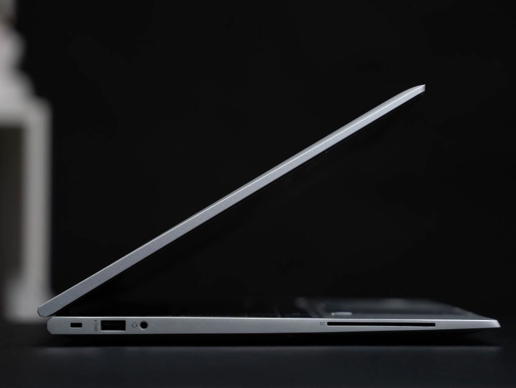 Thế Giới Số 365 | [Like New] HP EliteBook 850 G8 Notebook (Core i7-1185G7, 8GB, 256GB, 15.6 FHD)
