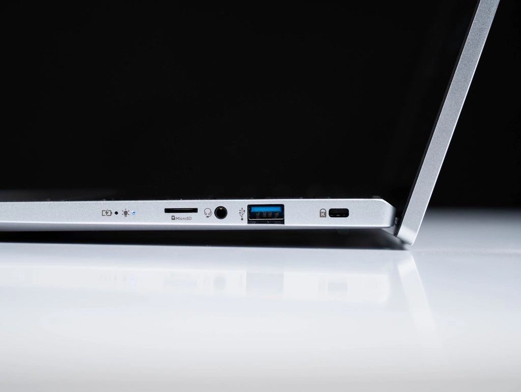 Thế Giới Số 365 | [New Outlet] Acer Swift Go 14 AI SFG14-73T (Ultra 7 155H, 16GB, 1TB, 14 FHD+)
