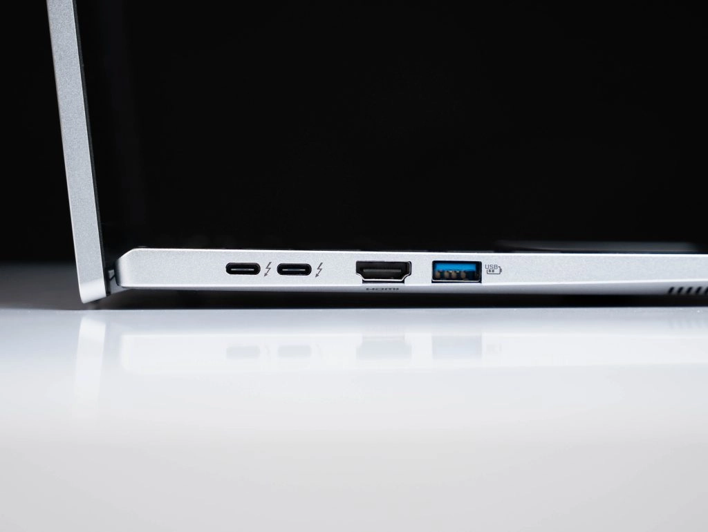 Thế Giới Số 365 | [New Outlet] Acer Swift Go 14 AI SFG14-73T (Ultra 7 155H, 16GB, 1TB, 14 FHD+)