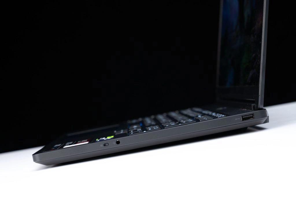 Thế Giới Số 365 | [New 100%] Lenovo Legion Y7000X 2026 (Core 7 245HX, 16GB, 512GB, RTX 5060 8GB, 15.3 2K+ OLED 165Hz)